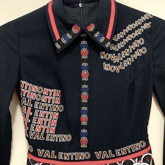 Long Sleeve Designer Inspired Midi Dress in red/white/blue Print. Size X Small. - Picture 2 of 9